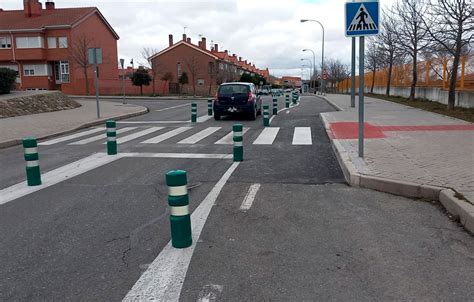 El Carril Bici Se Expande Por Nueva Segovia Con Profusi N De Bolardos