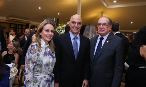 Esposa De Alexandre De Moraes Escapa De Detector De Metais E Causa