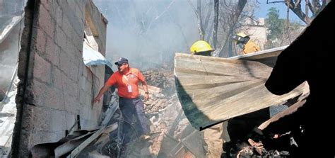 Arrasa Incendio Con Humilde Casa En Emiliano Zapata Noticias Diario