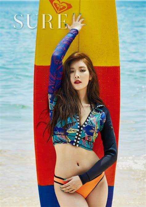 9 Hot Sexy Park Ji Yeon Bikini Pics