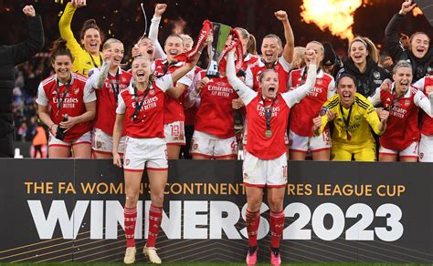 Fa Women S Continental Tyres League Cup Arsenal Battle Past Chelsea To