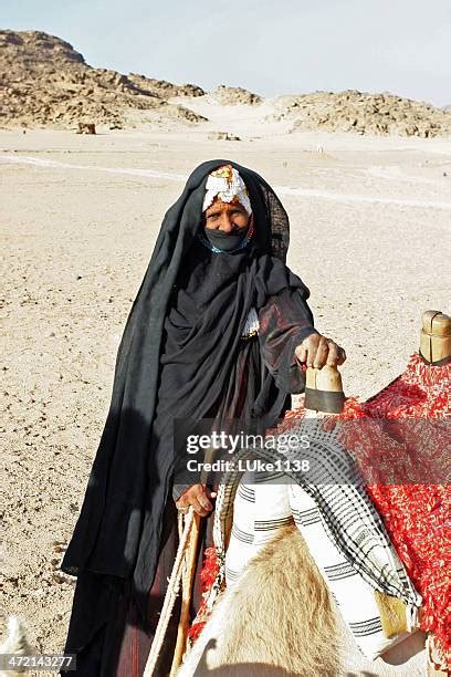 1,829 Bedouin Women Stock Photos, High-Res Pictures, and Images - Getty Images