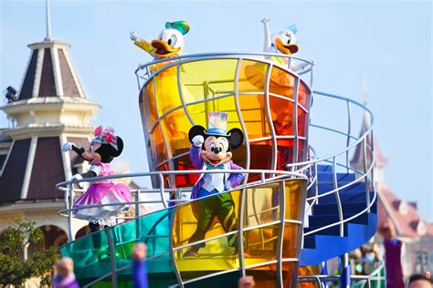 Disneyland Paris Reaches Milestone 30th Anniversary Introduces New