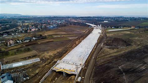 Północna obwodnica w budowie Powstają wiadukty mosty i tunele