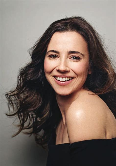 Sexy Beautiful Babes Linda Cardellini Backstage Magazine May 19 2016