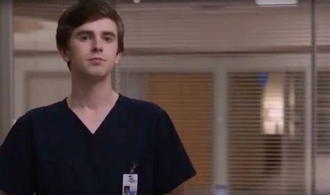 The Good Doctor Season 2 What Freddie Highmore Thinks About Shaun Tv