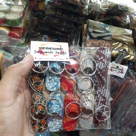 Jual 10 Pcs Gantungan Kunci Jogja Sandal Slop Batik Handmade Souvenir