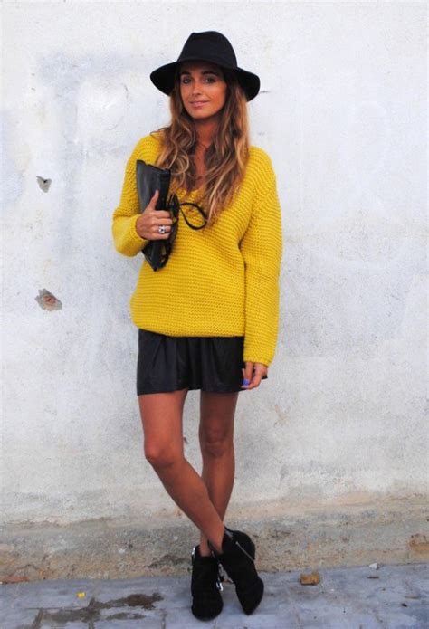 Arriba 40 Imagen Mustard Sweater Outfit Abzlocalmx