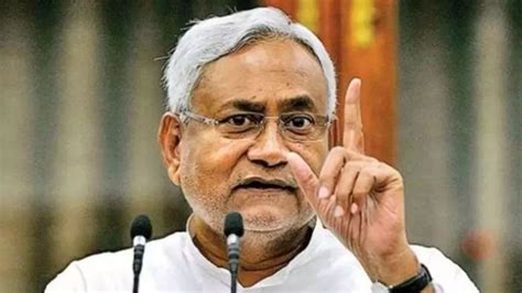 Bihar CM Nitish Kumar’s Surprise Visit To Governor Raises Eyebrows Amid ...