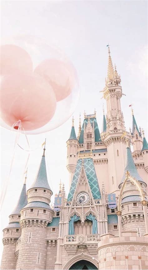 Aesthetic Disney Castle in 2020. iphone disney, Disney , Cute disney HD ...