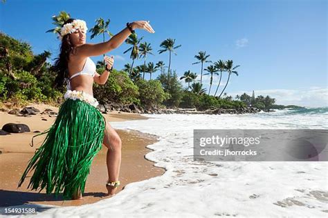 332 Luau Dancers Stock Photos, High-Res Pictures, and Images - Getty Images