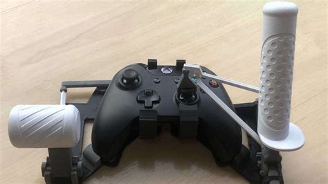 Turn Your Xbox Controller Into A Flight Stick With This Simple 3d