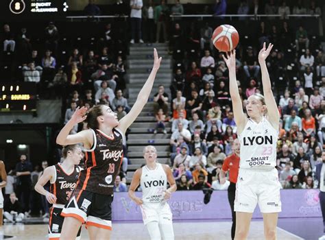 Lasvel Et Villeneuve Dascq En Finale De Lfb Bebasket