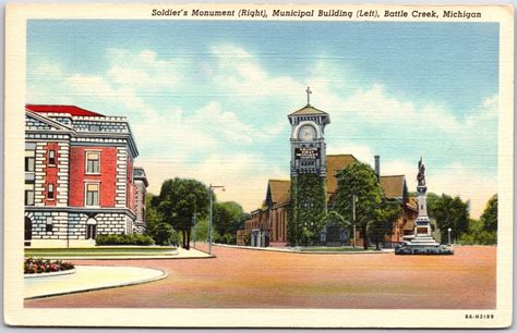 Vtg Soldiers Monument Street View Battle Creek Michigan Postcard Ebay