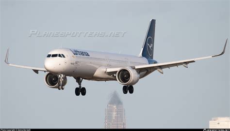 D AIEB Lufthansa Airbus A321 271NX Photo By Demo Borstell ID 1258086