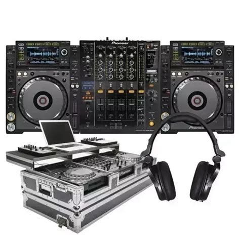 Top Rate Selling Pair Of Cdj 2000 Nexus 2 Cd Players 1 Djm 900nxs2