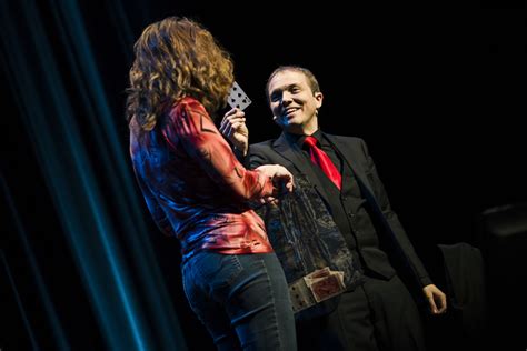 Boris Wild • Magician • Performances • Close Up Magic France