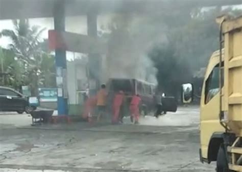 Diduga Gunakan Tangki Modifikasi Satu Mobil Terbakar Saat Mengisi Bbm