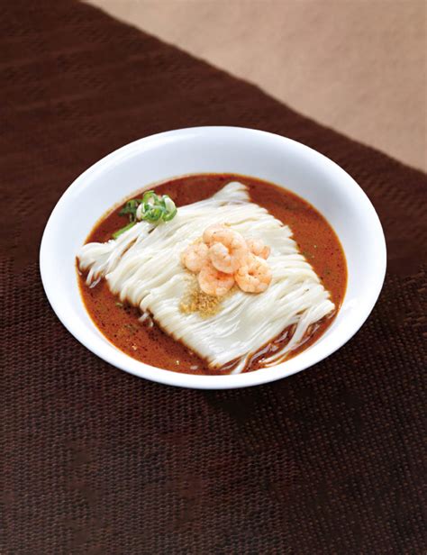 Spicy Sesame Peanut Sauce With Shrimp Noodle Din Tai Fung