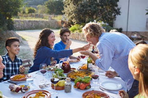 Partager Un Repas En Famille Est Ce Essentiel