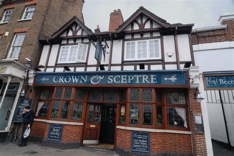 The Crown And Sceptre Uxbridge Middlesex Pubs 2011 Albionphoto