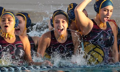 La Quinta Upsets Undefeated Palm Desert 15 8 In The Pool Usa Today