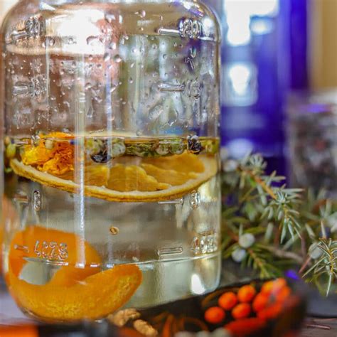 3 Step Homemade Juniper Berry Infused Gin Hildas Kitchen Blog