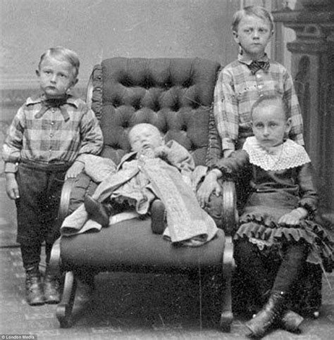 The Most Weird Tradition Of Victorian Era Post Mortem Photography