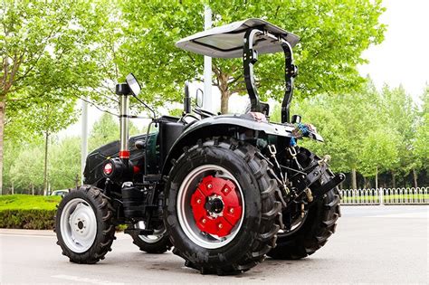 Made In China Taihong Tractor Supply 4 Wheel 80HP 90HP Agricultural