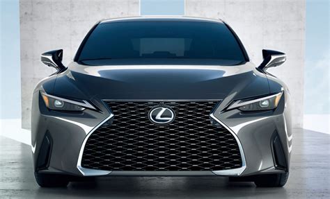 2021 Lexus IS