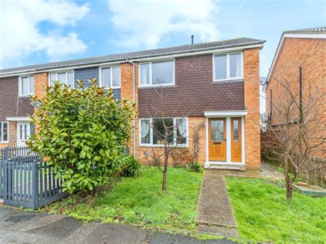 3 Bed End Terrace House For Sale In Thorpe Way Wootton Bedford Mk43