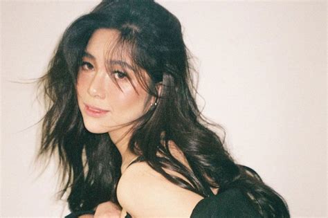 Moira Dela Torre Hits Billion Streams On Spotify Abs Cbn News