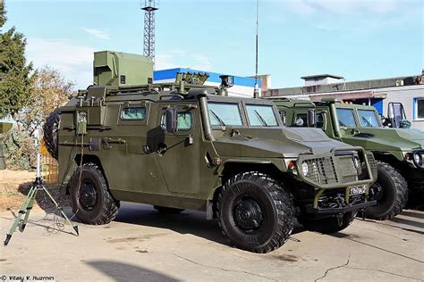 World Defence News: Russian National Guard unveils new Tigr RkhM NBC ...