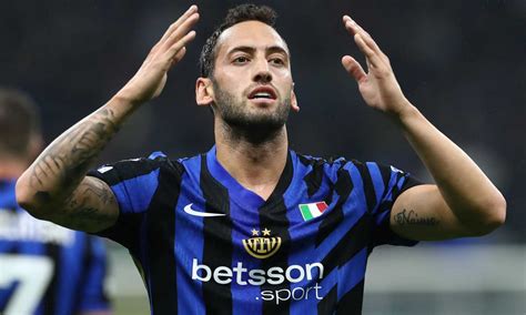 Infortunio Calhanoglu Quando Rientra Nellinter Serie A