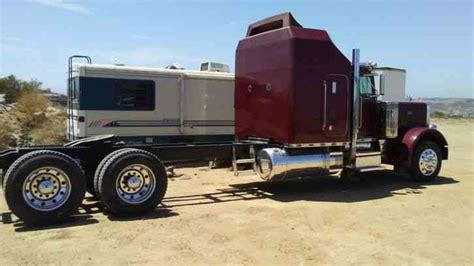 Peterbilt Exhd Sleeper Semi Trucks