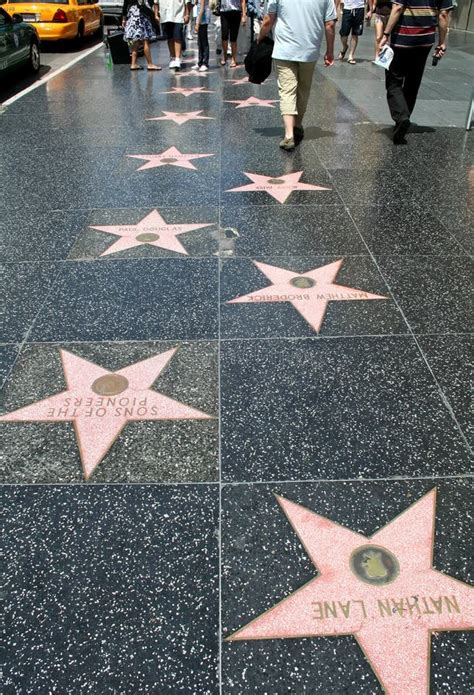 Hollywood Walk Of Fame editorial photo. Image of names - 5776356