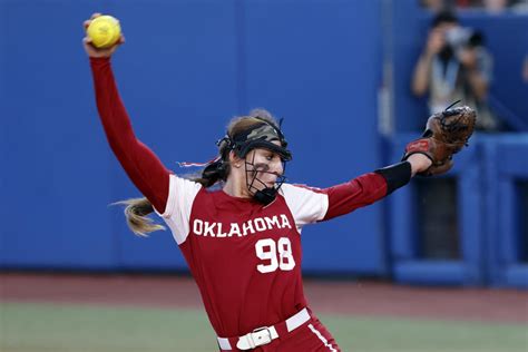 Jordy Bahl, star pitcher on Oklahoma's NCAA champion softball team, transfers home to Nebraska