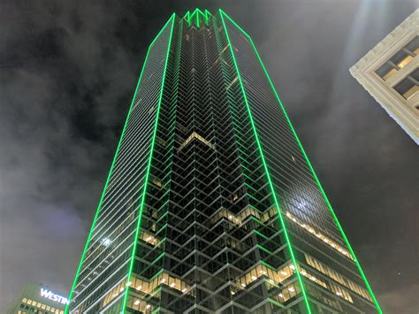 Bank of America Plaza, Dallas, TX : r/evilbuildings