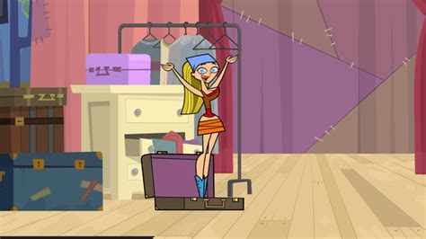 The Many Outfits Of Lindsay Rtotaldrama