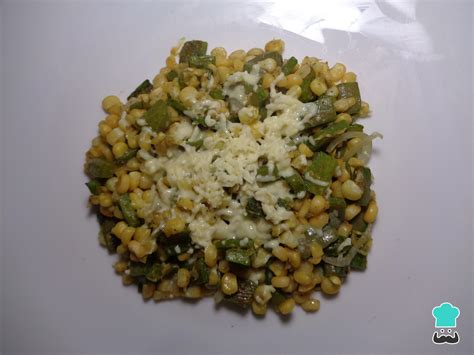 Nopales con elote y queso Fácil