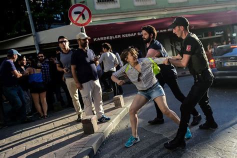 Istanbul Behörden Verhindern Gay Pride Marsch Geschlechterpolitik