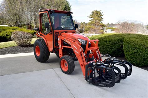 Kubota LX Advantage Cab Curtis Industries