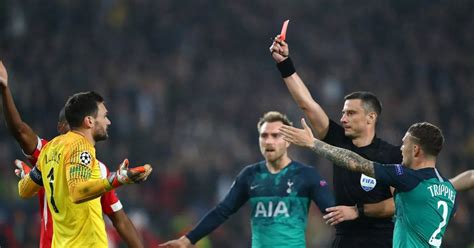 Psv 2 2 Tottenham Hugo Lloris Sees Red As Spurs Face Uphill Battle To