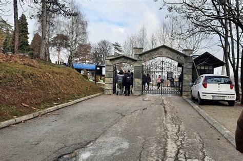 Jkp Na Groblje Za Zadu Nice Ne E Biti Dozvoljen Ulazak Motornim