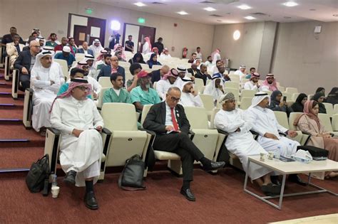 في المؤتمر الدولي الأول للطب البيطري بالأحساء دعوة لاستخدام الوسائل