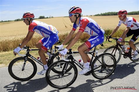 Groupama Fdj Maakt Tenue Voor Bekend Volledig Ander Ontwerp Wit