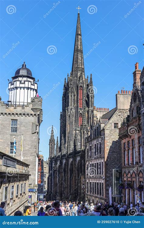 The Street View Of Royal Mile Edinburgh Editorial Image Image Of