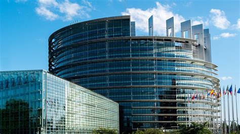 European Parliament adopts green bond standard - PA Europe