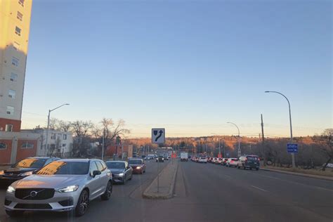 Dismantling Edmonton's half-built freeway begins on Rossdale Road ...