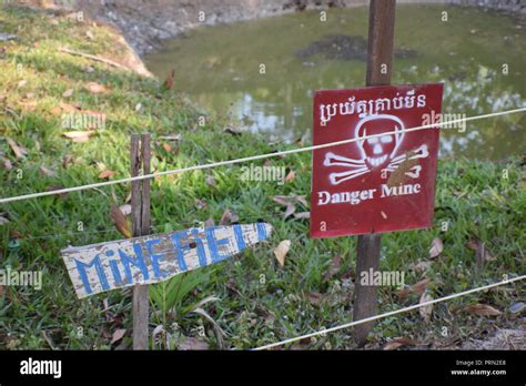 Kriegsmuseum Siem Reap Fotos Und Bildmaterial In Hoher Aufl Sung Alamy